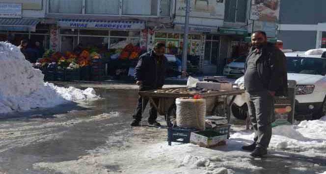 Varto’da balık satışı