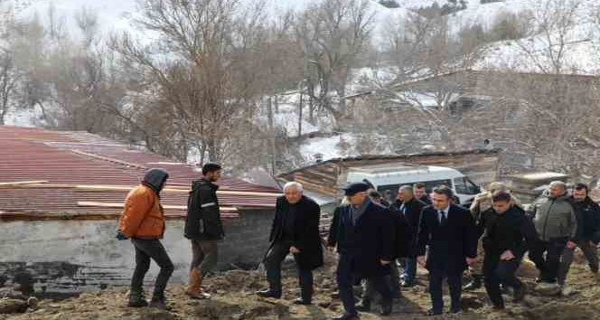 Yangınzede aileye ‘geçmiş olsun’ ziyareti