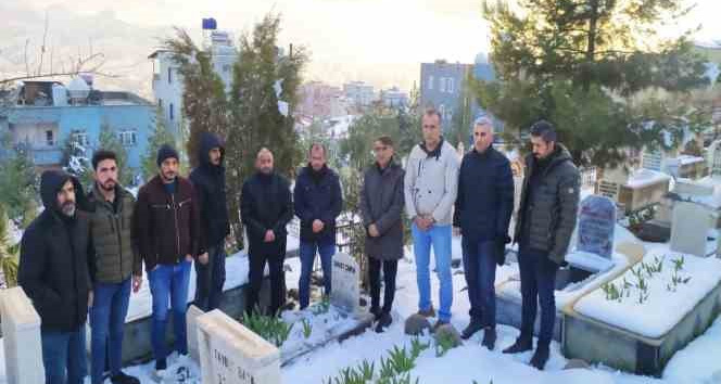 Şırnaklı Gazeteci Davut Çimen mezarı başında anıldı