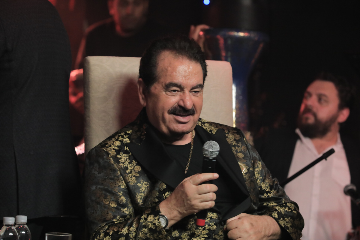 Ünlü Sanatçı İbrahim Tatlıses'in sahnesinde sürpriz düet