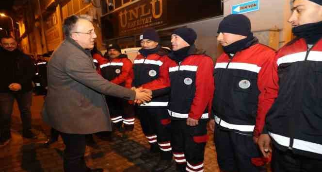 Başkan Savran, temizlik personelleri ile kahvaltıda bir araya geldi
