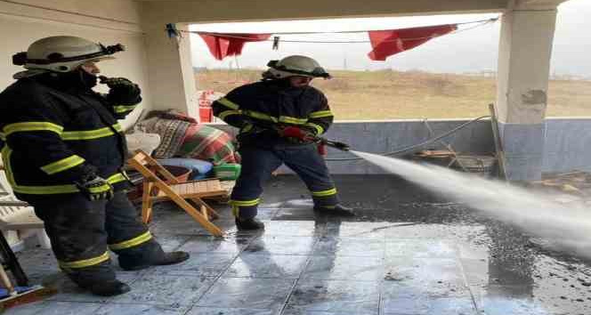 Yalova Çiftlikköy’de apartman dairesi yangını korkuttu