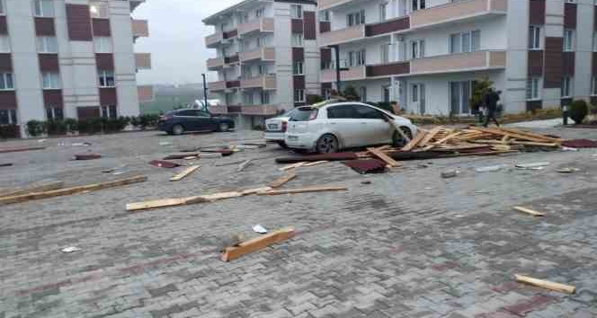 Şiddetli rüzgar Büyükçekmece ve Silivri’de de etkisini gösterdi