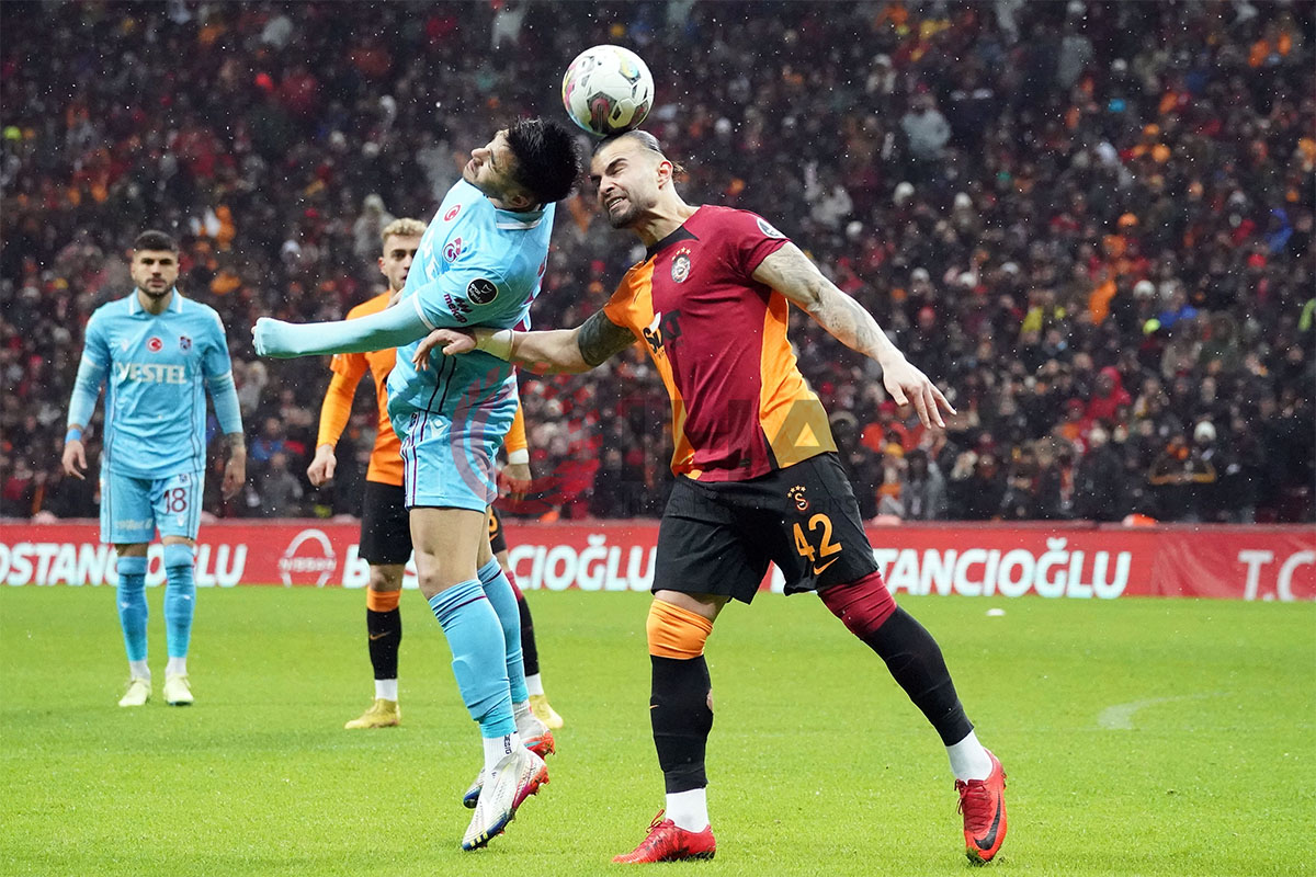 Aslan'ı fırtına da durduramadı