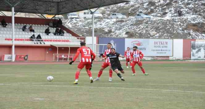 TFF 3. Lig: Gümüşhane Sportif Faaliyetler: 0 - Kınay Bulvarspor: 0