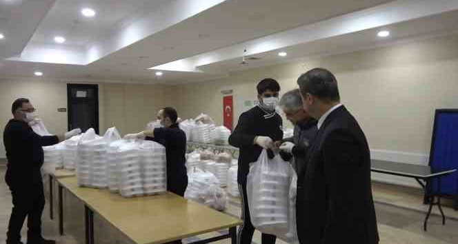 Yalova’da 8 bin 81 öğrenciye ücretsiz yemek dağıtımı başladı