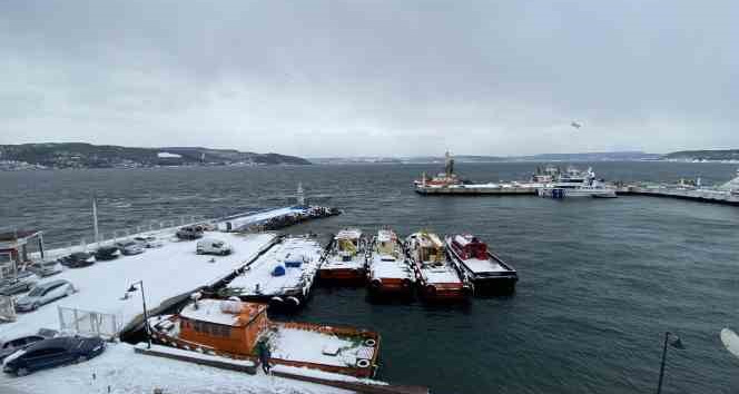 Çanakkale Boğazı transit gemi geçişlerine açıldı