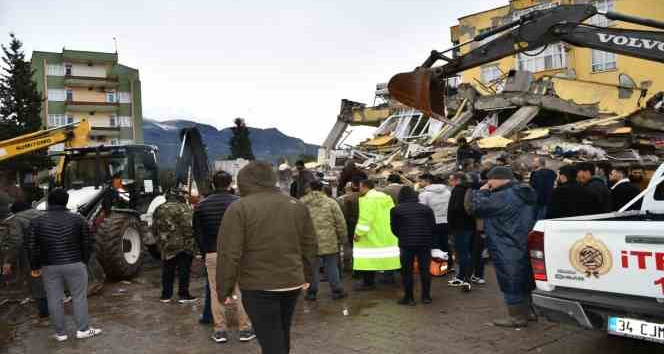 Payas’ta 14 kişinin cansız bedenine ulaşıldı