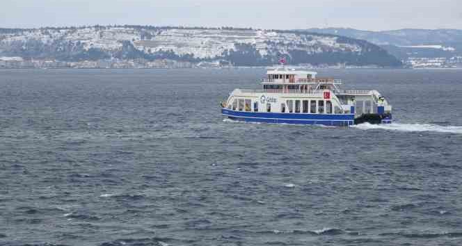 Bozcaada ve Gökçeada’ya yarınki bazı feribot seferleri iptal edildi