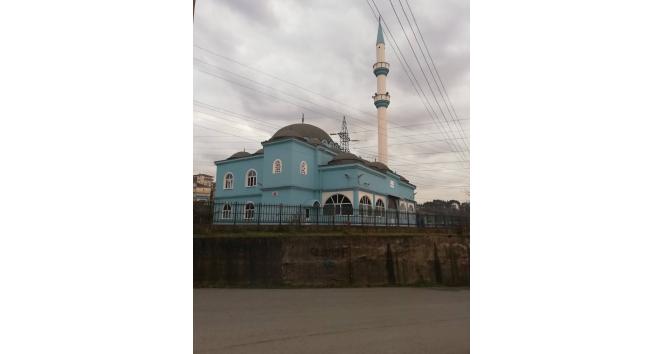 Cami hırsızları yakayı ele verdi