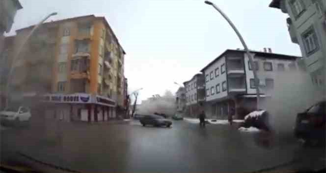 Depremin şok eden görüntüsü...O anlar kamerada