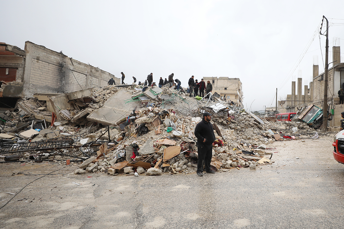 Suriye&#039;de de depremin bilançosu ağırlaşıyor: 812 ölü, bin 449 yaralı