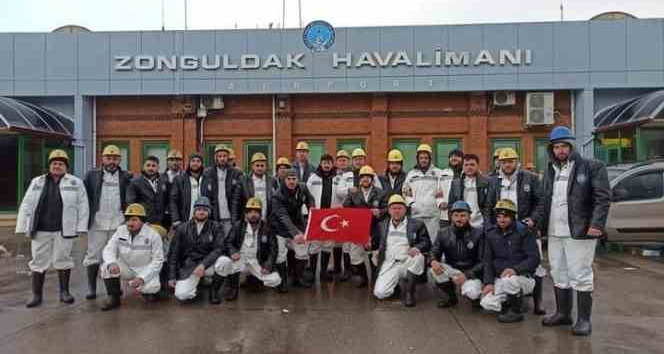 Madenciler askeri uçakla deprem bölgesine hareket etti