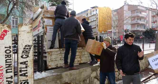 Burdurlular depremzedeler için seferber oldu