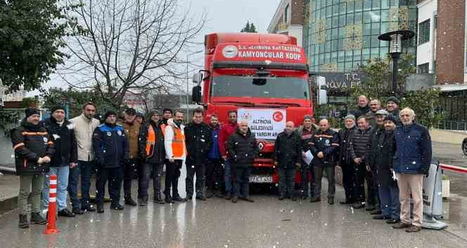 Yalova Altınova, depremzedeler için tek yürek oldu