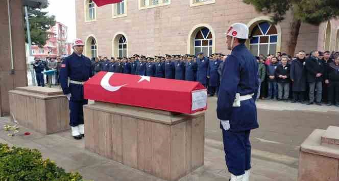 Depremde şehit olan Osmancıklı asker son yolcuğuna uğurlandı