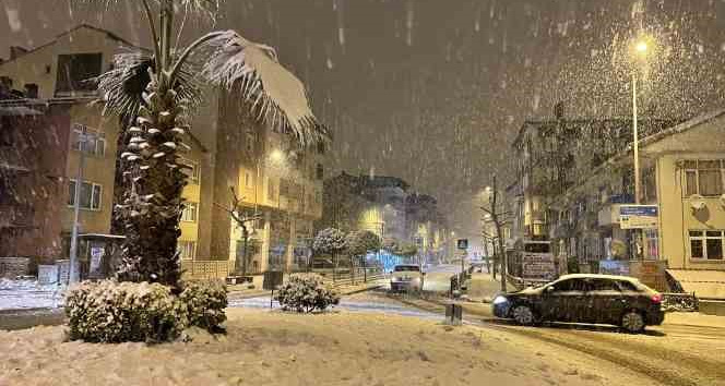 Çaycuma beyazda büründü