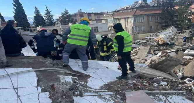 Ekipler 41 saat sonra küçük Yağmur’a ulaştı