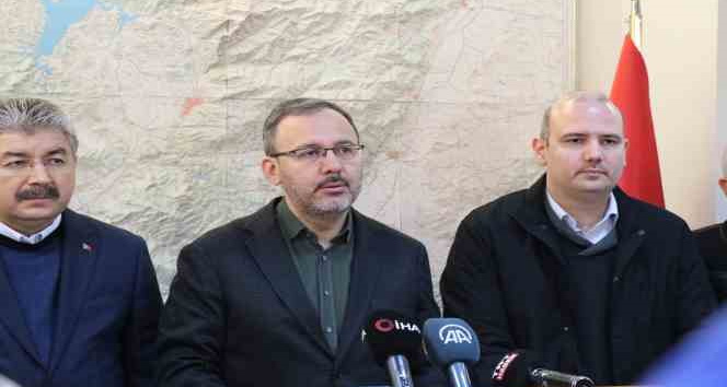 Bakan Kasapoğlu: “Osmaniye’de 695 vatandaşımız vefat etti, 2 bin 220 yaralımız var”