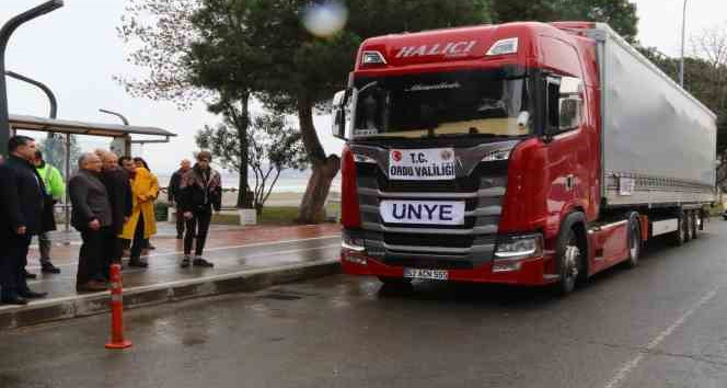 Ünye’den afet bölgesine destekler devam ediyor