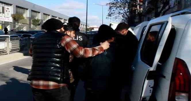 Kırklareli’nde polisin dur ihtarına uymayan araçtan kaçak göçmen çıktı