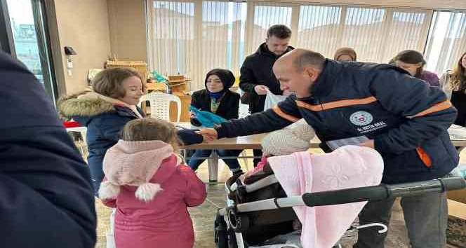 Altınova’dan deprem bölgesine yardımlar sürüyor