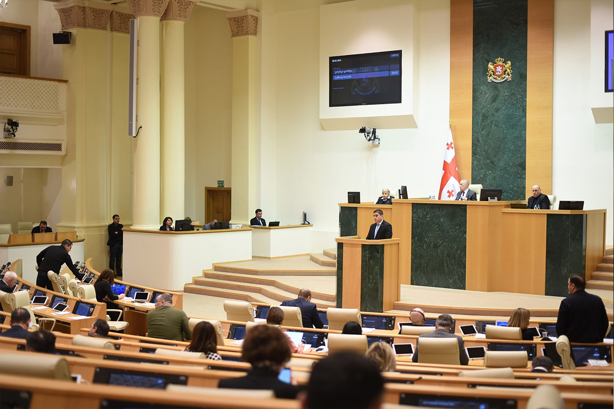 Gürcistan Parlamento Başkanı Papuaşvili&#039;den Türkiye&#039;ye yardım çağrısı