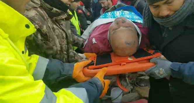 Denizli itfaiyesi 35 canı kurtardı