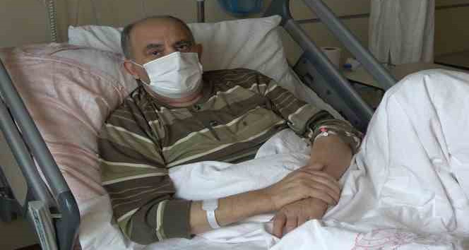 Ziyaret için gittiği oğlunun evinde depreme yakalanan vatandaş: "Ailecek birbirimize sarıldık"