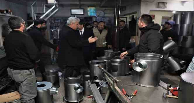 Erzincan esnafı da depremzedeler için tek yürek oldu