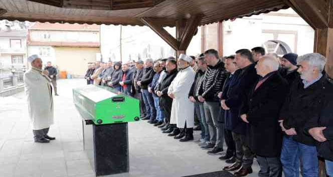 Otomobil almak için gittiği Hatay’da enkaz altında kalan genç son yolculuğuna uğurlandı