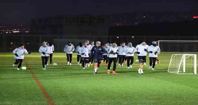 Trabzonspor, Basel maçı hazırlıklarına başladı