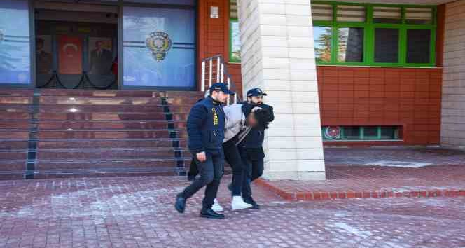 Isparta’da kendisini depremzede olarak tanıtan şahıs tutuklandı