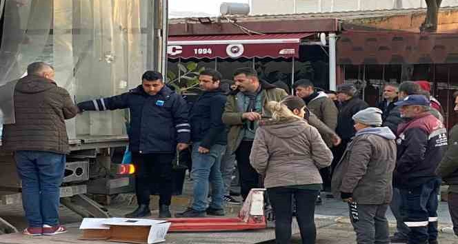 A101, deprem bölgesindeki köylere erzak yardımlarını ulaştırmaya başladı