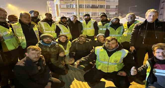 Başkan Genç’ten depremzedelere moral desteği