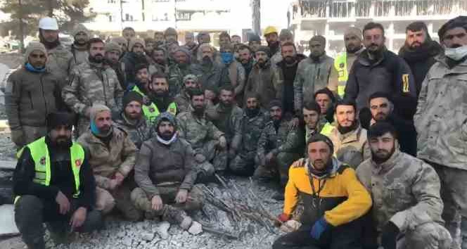 Güvenlik korucuları ve Şenoba Belde Belediyesi ekipleri aralıksız çalışmalarını sürdürüyor