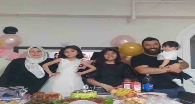 Depremde hayatını kaybedenlerin defin işlemleri sürüyor