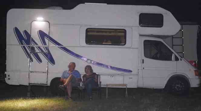 Kırkpınar güreş sevdalıları, meydanlarda çadırlarda uyudu