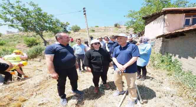 Tarihi sarnı&ccedil; kalıntısı bulunan İskilip Kalesi&rsquo;nde kazı &ccedil;alışması başlatıldı
