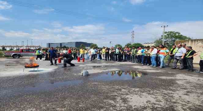 Yalova Belediyesi İtfaiye Müdürlüğü’nün eğitimleri sürüyor