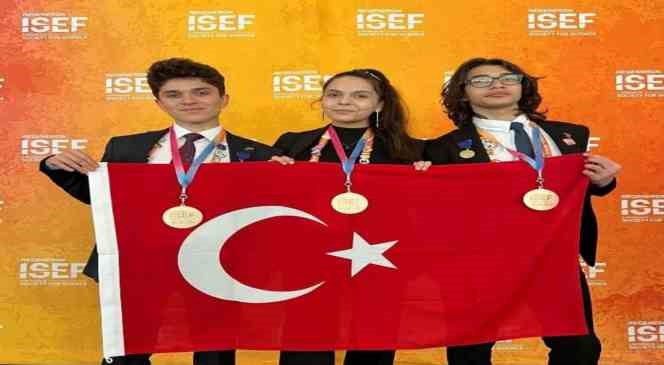 İstanbul Atatürk Fen Lisesi başarıları ile tercihlerde öne çıkıyor