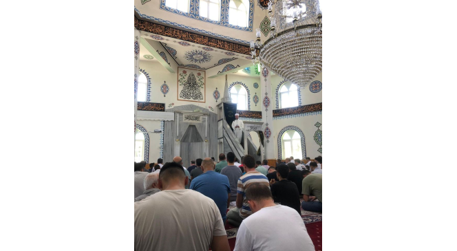 Diyanet&rsquo;ten &lsquo;şatafatlı d&uuml;ğ&uuml;n&rsquo; uyarısı
