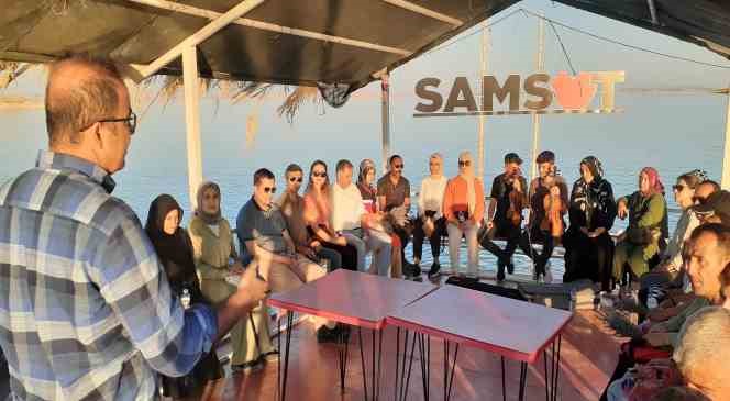 Samsat depremzedeleri, 6 Şubat depremzedelerine moral verdi
