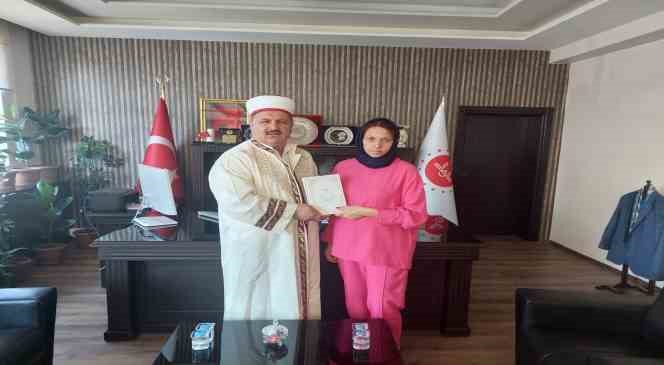 Ukraynalı Olena, M&uuml;sl&uuml;man olup  Reyyan ismini aldı
