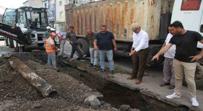 Malazgirt’te doğalgaz çalışmalarına devam ediyor
