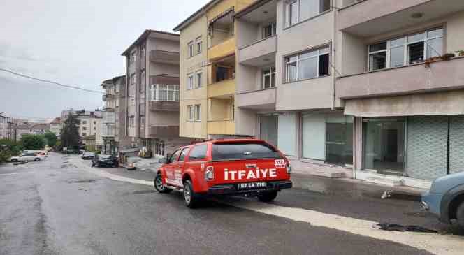 Elektrik tesisatından &ccedil;ıkan yangın korkuttu
