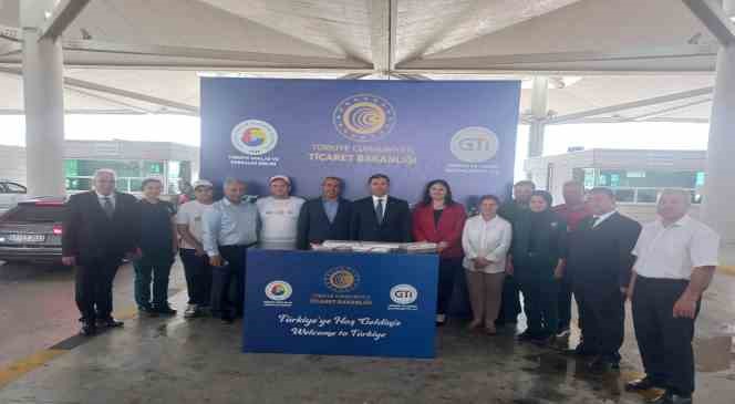 AK Parti Dış İlişkilerden Sorumlu Genel Başkan Yardımcısı Sırakaya Kapıkule&rsquo;de
