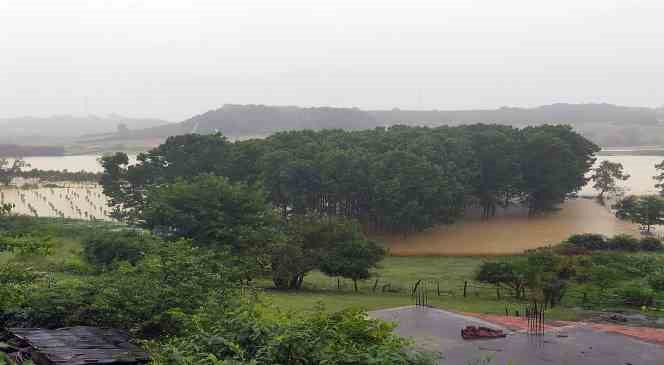 Karasu da sağanaktan nasibini aldı: Denize girişler yasaklandı
