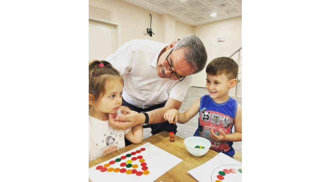 Minik öğrenciler eğlenerek öğreniyorlar