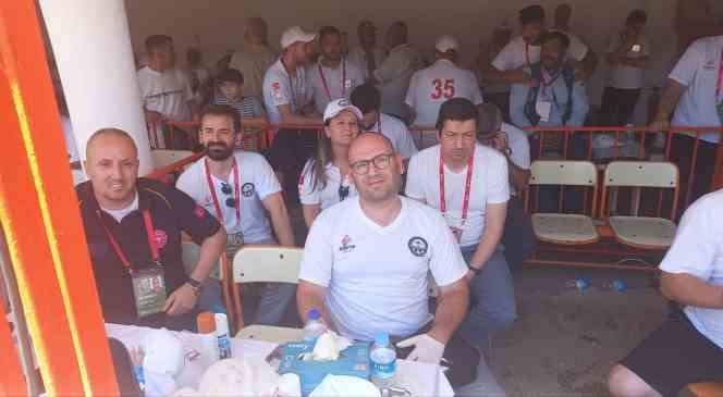 Er meydanında sağlıkçılar durmadı: Sağlıkçıların Kırkpınar mesaisi